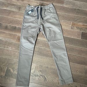 NEW WITH TAGS - Zanerobe Sureshot Chino in Peat - Size 32